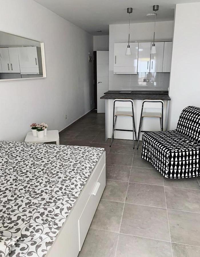 Apartament Studio With Sea Views In Torremolinos Zewnętrze zdjęcie