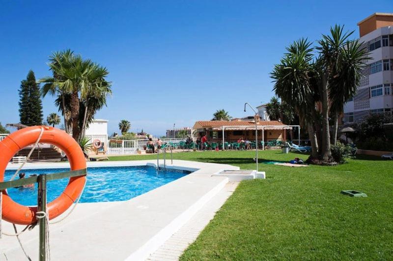 Apartament Studio With Sea Views In Torremolinos Zewnętrze zdjęcie